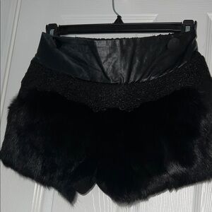 Black Faux Fur Short Lanziwai